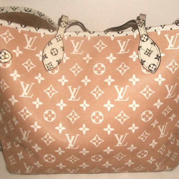 Huge PVC Shoulder Tote in Style of Monogram Shoulder Tote NOT Louis Vuitton - Picture 2 of 11